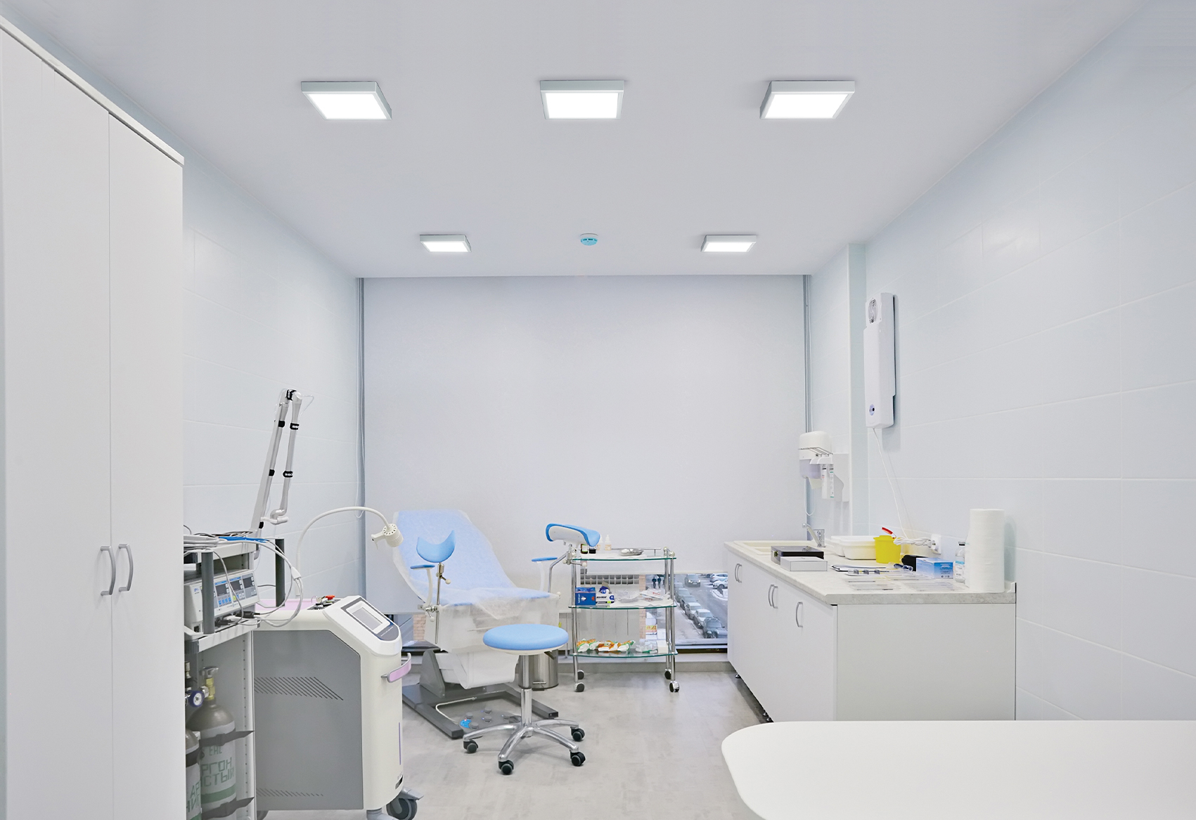 چراغ روكار اپتيلد 30x30 صفحه سفید ساتن مازی نور - Image 2